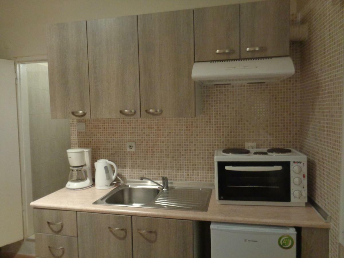 Pantheon Apartments Солун Екстериор снимка